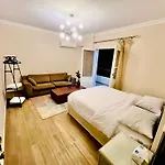 Airport Edge Suite