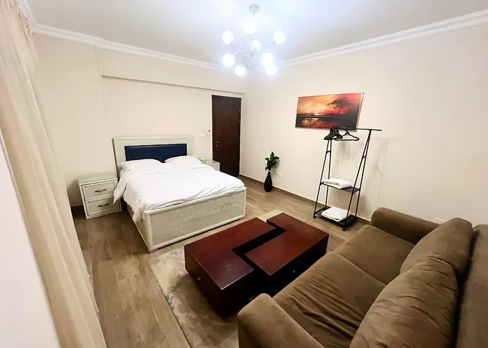 Airport Edge Suite